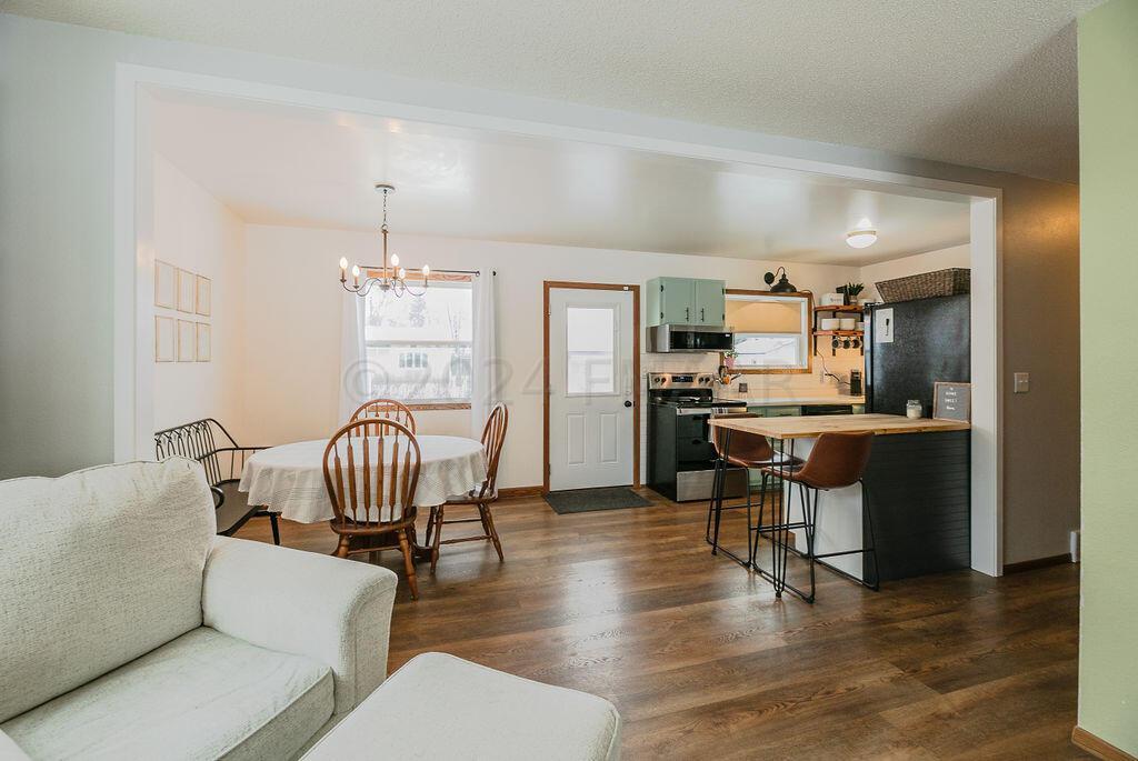 Dining Room/Kitchen