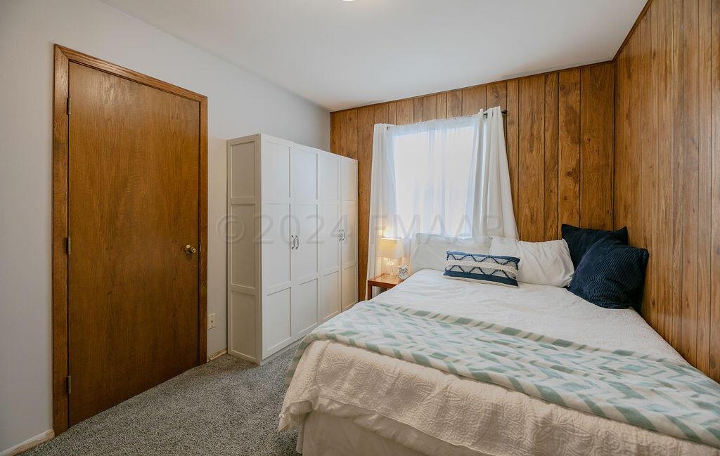 Main Floor Bedroom 2