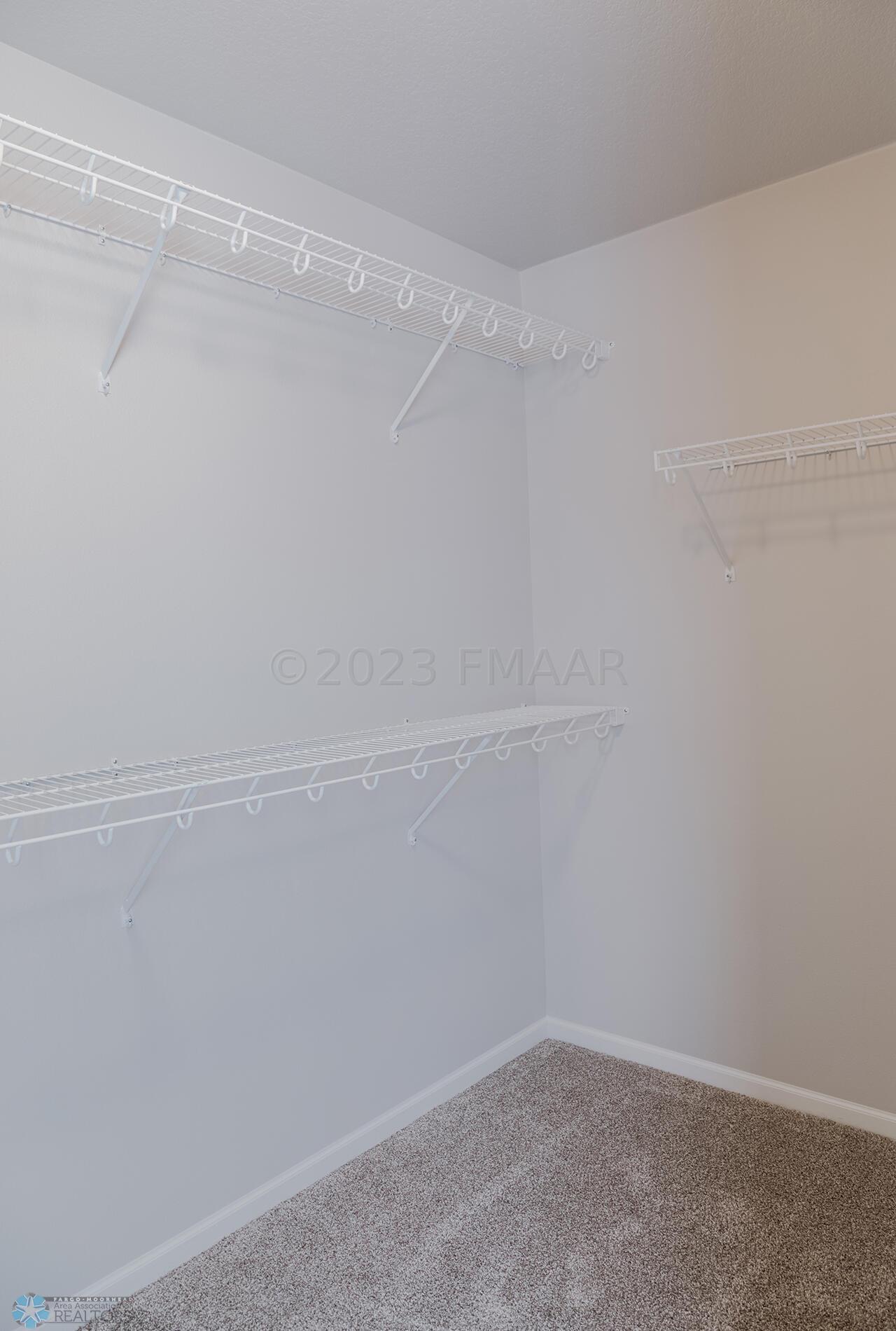 _A0A0116-HDR