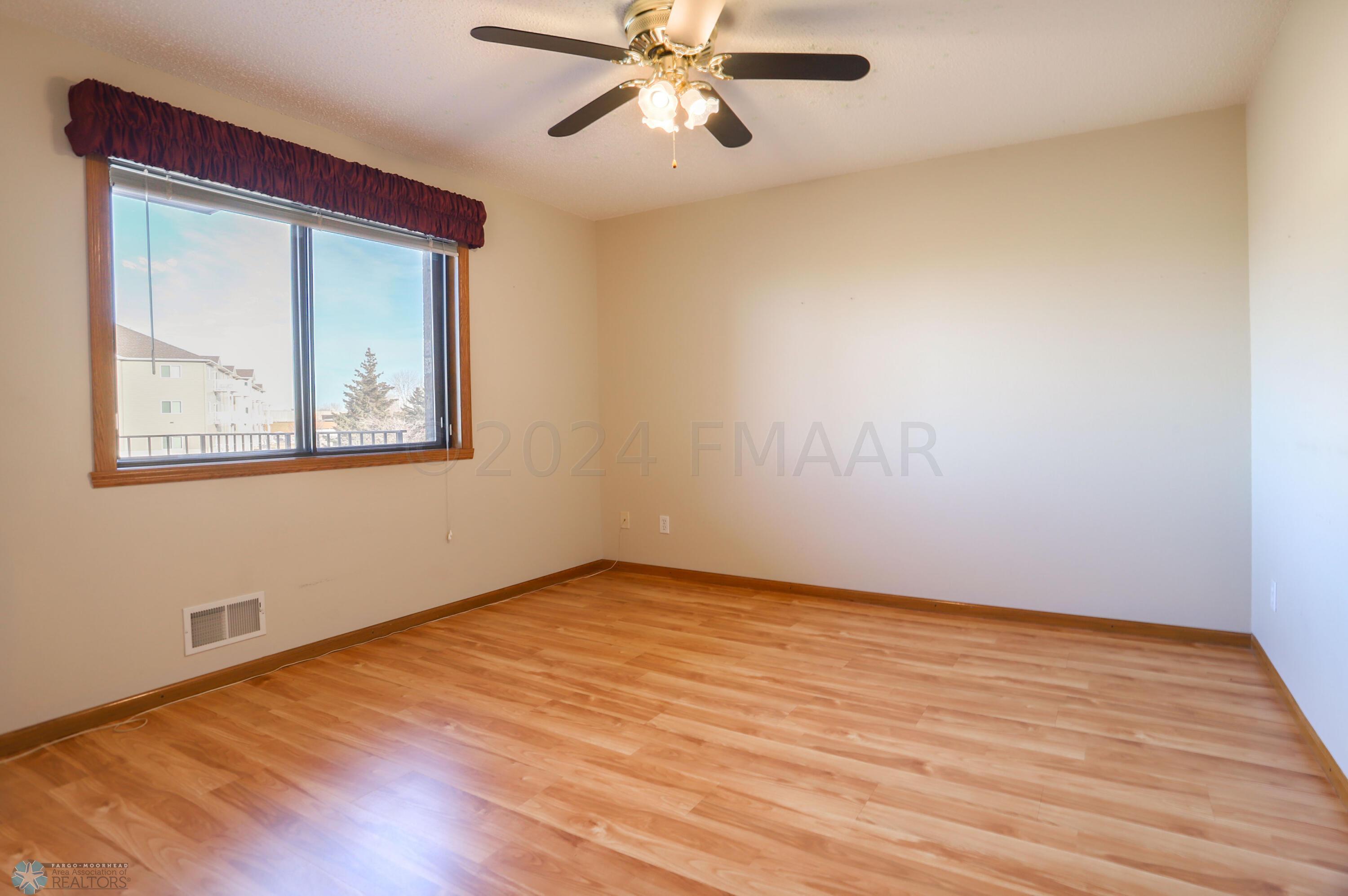 Flex Room
