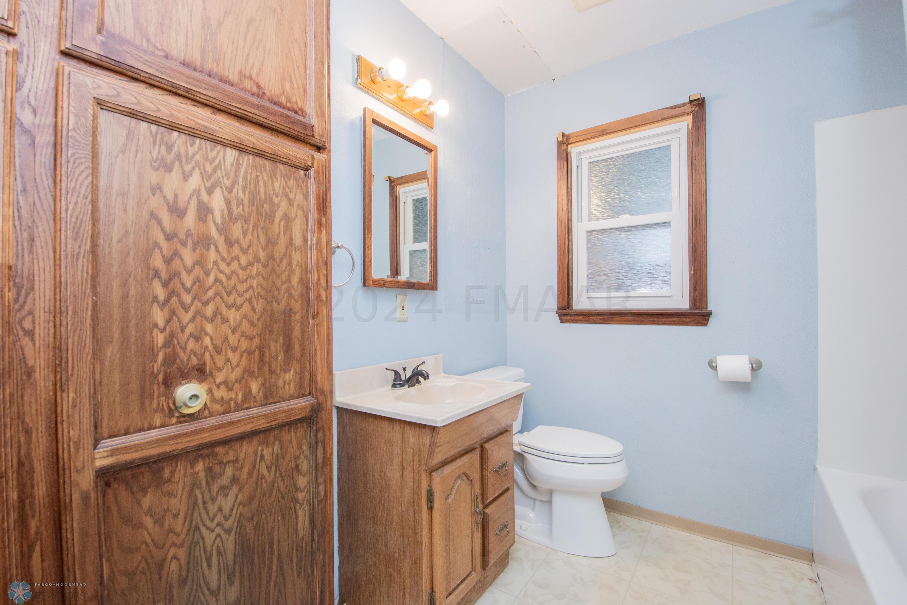 Main Bathroom