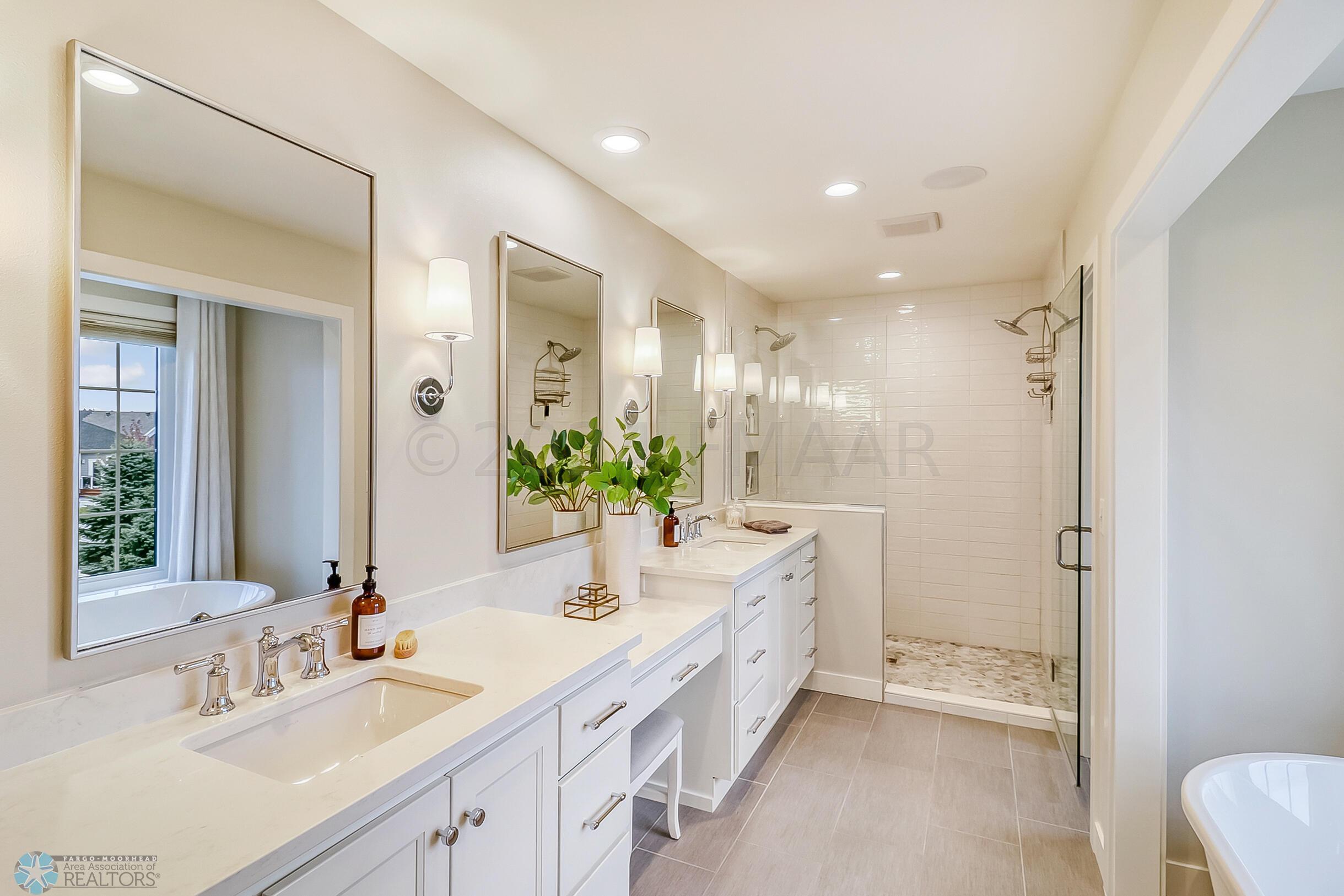 Primary Bathroom1_1