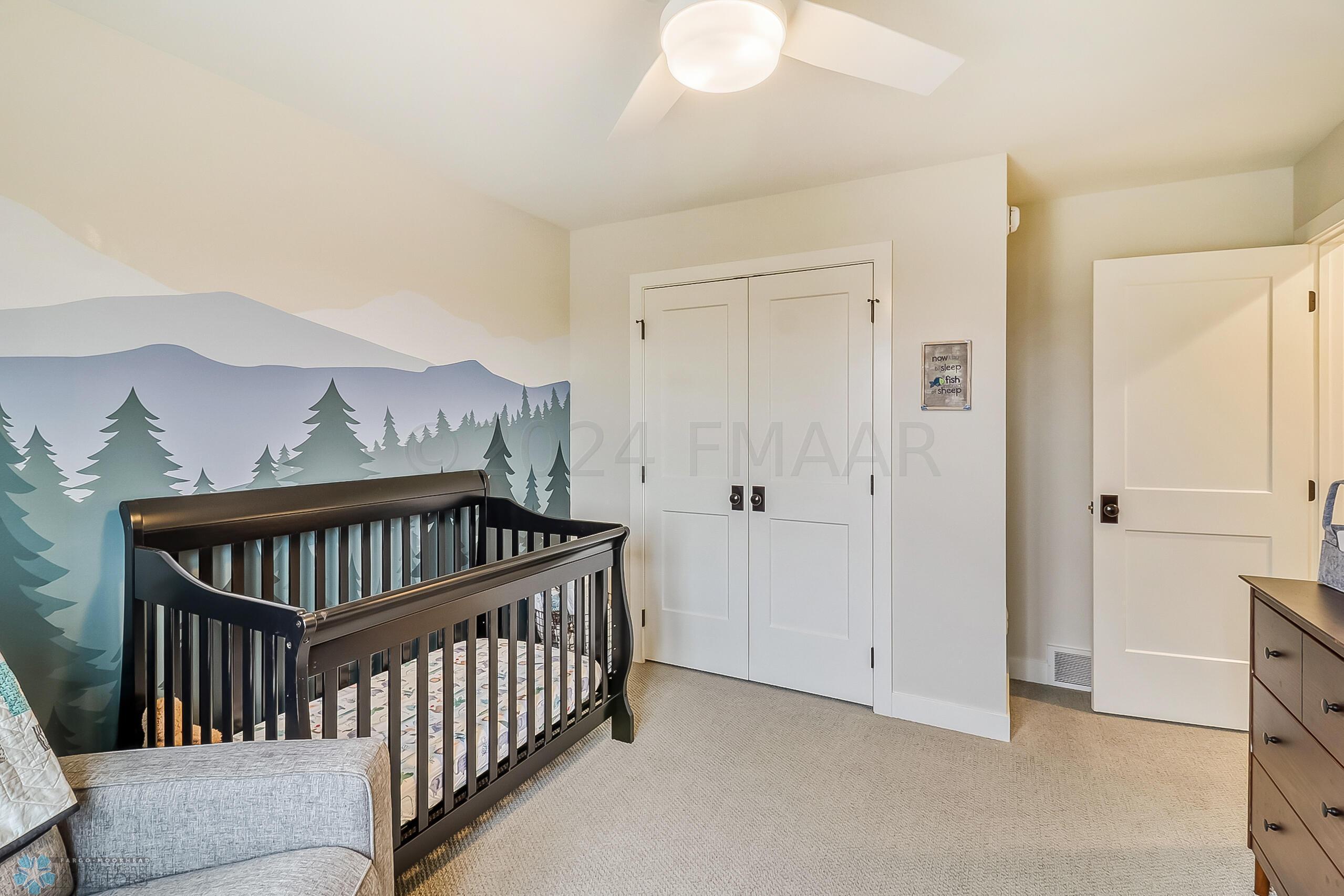 Upstairs Bedroom2_2