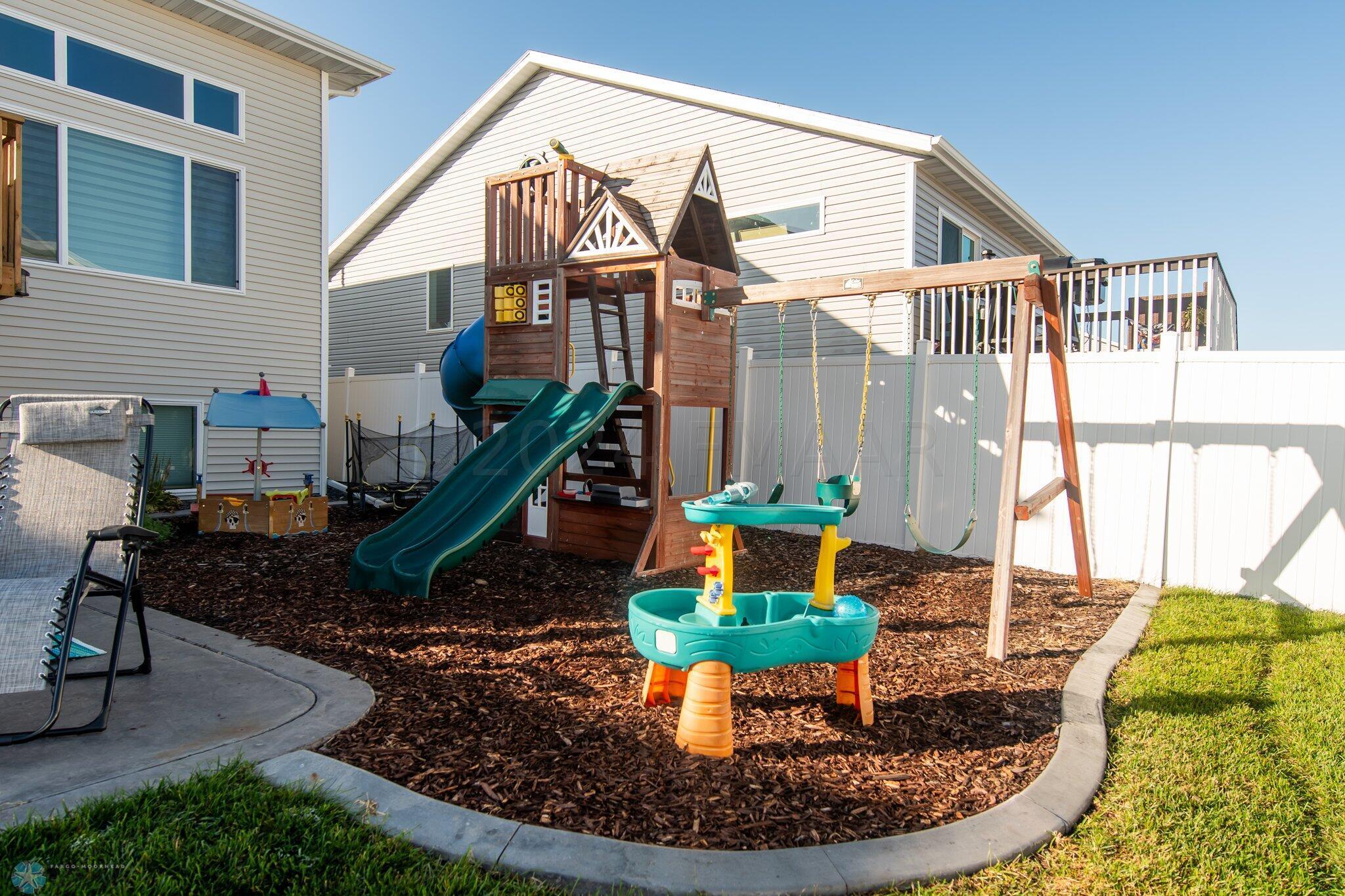 934 28th Ave W West Fargo 6