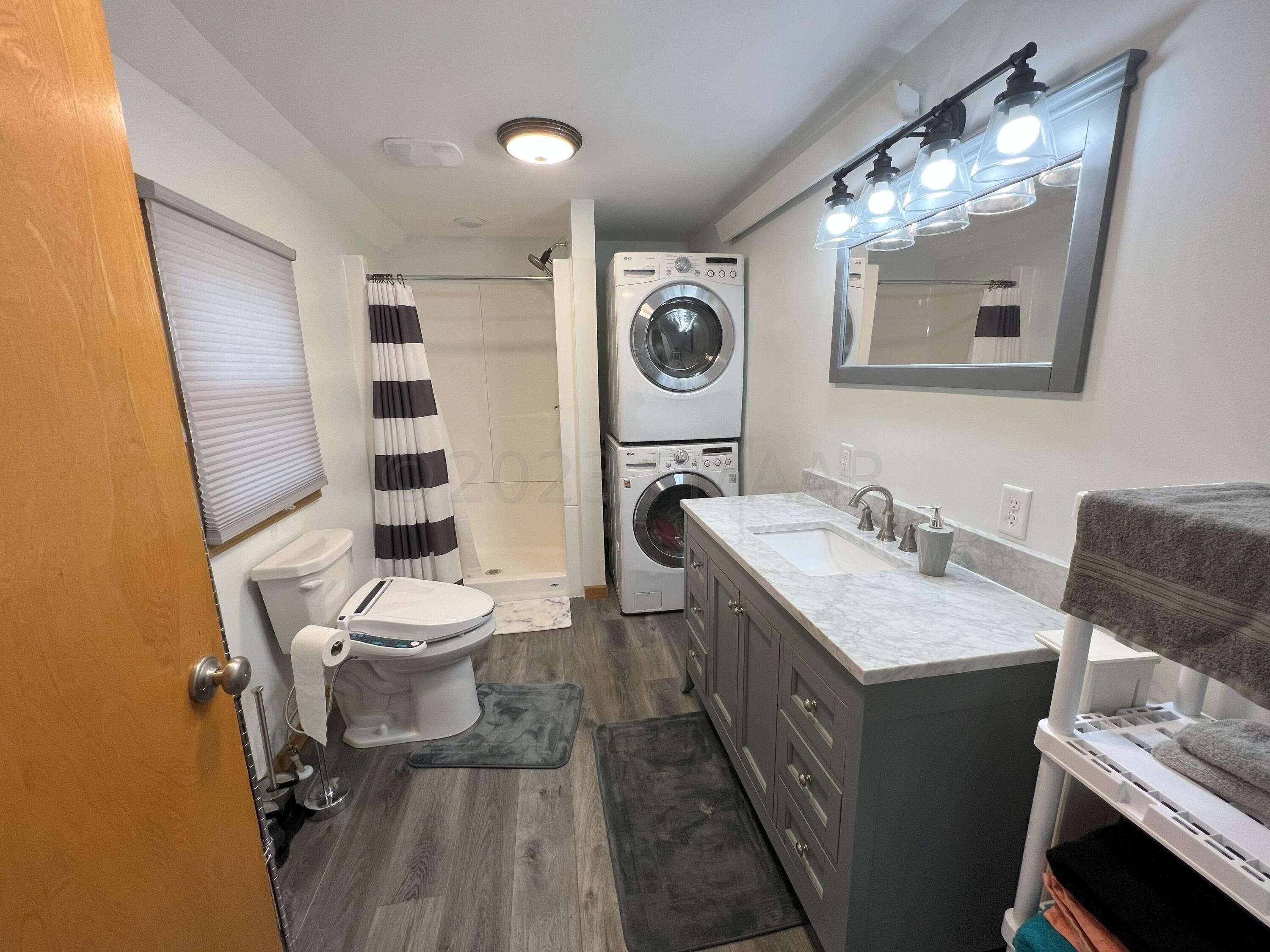50 Main Bathroom - Laundry