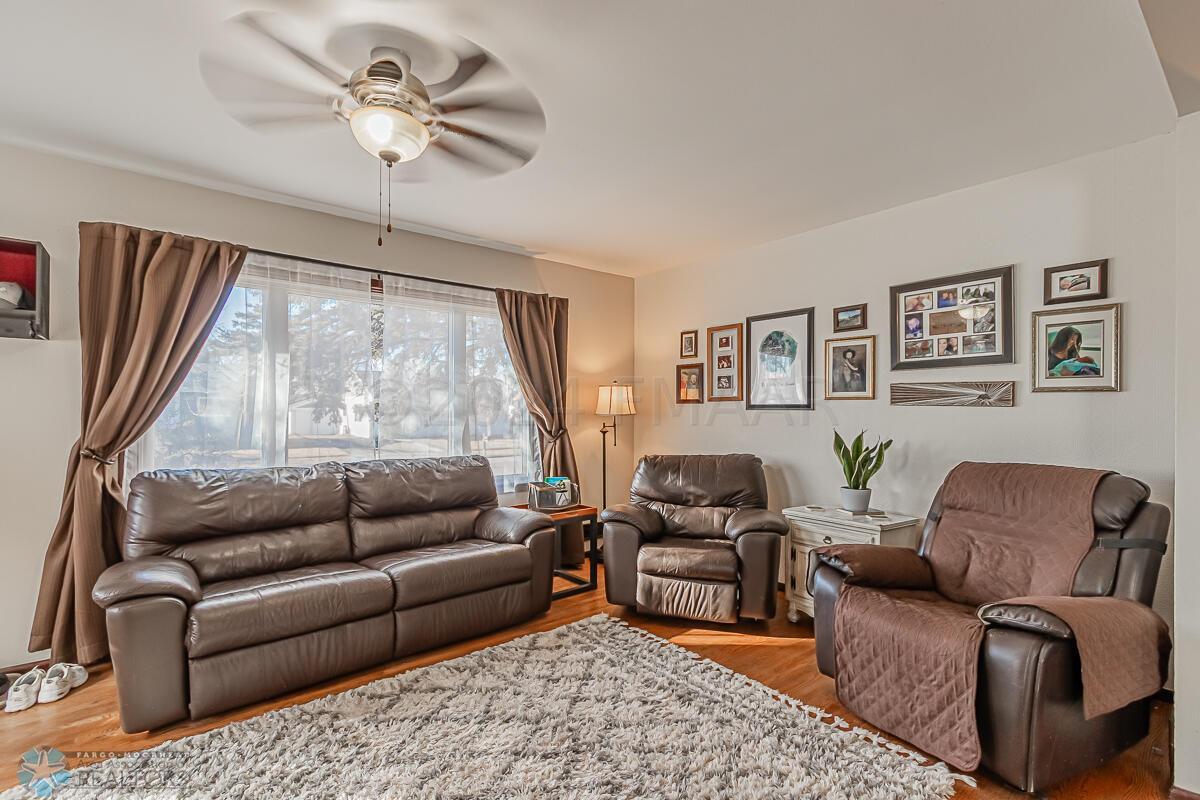 301 2nd St NE, Dilworth, MN-09