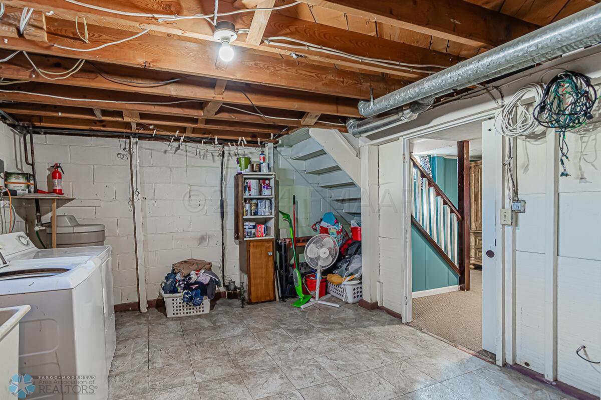 301 2nd St NE, Dilworth, MN-19