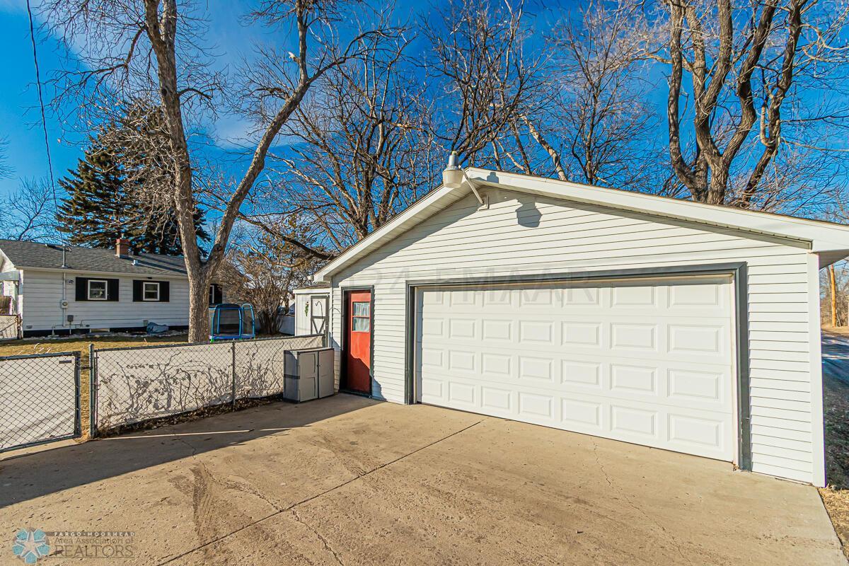 301 2nd St NE, Dilworth, MN-30