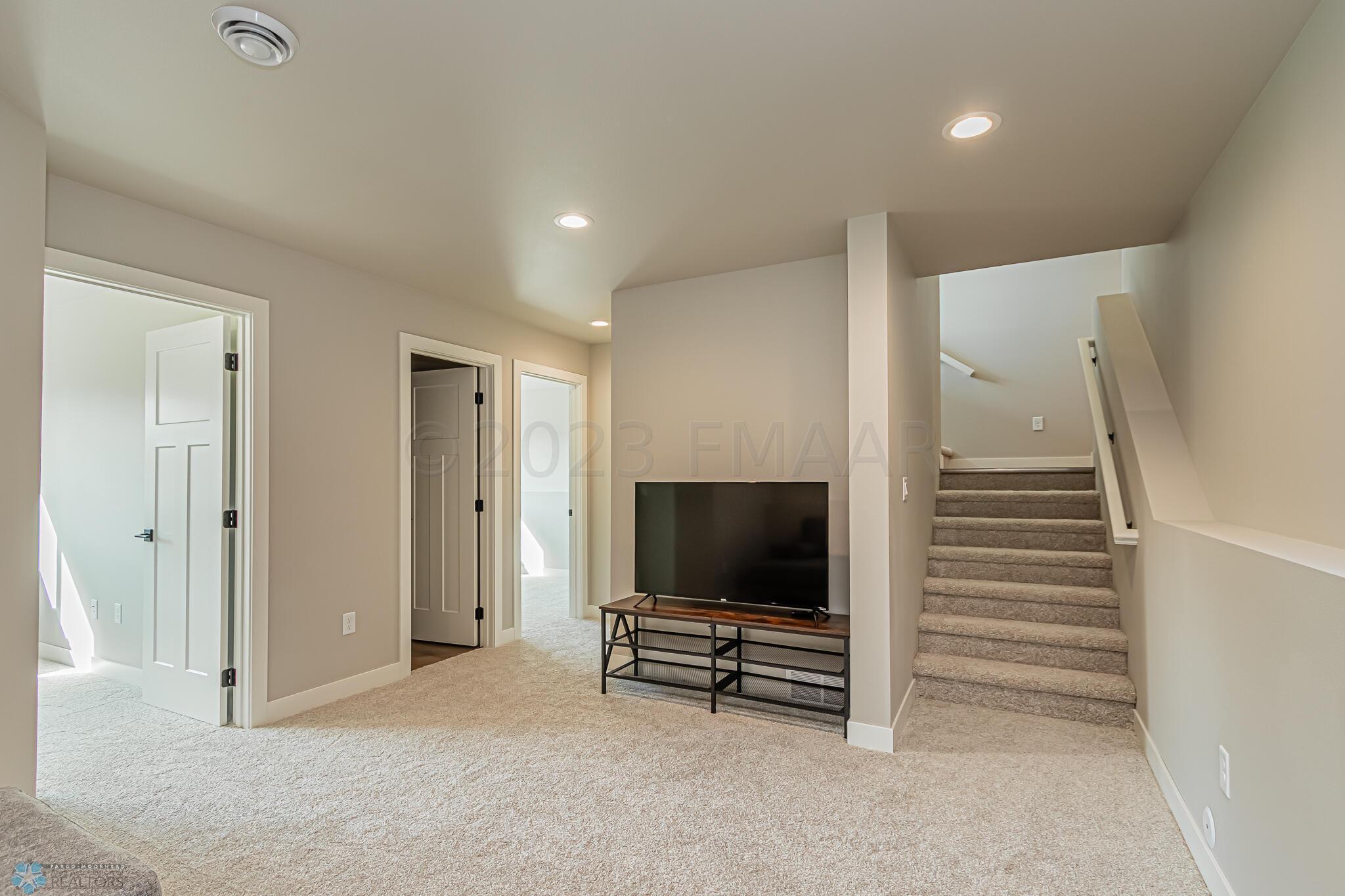 1300 Marly's Drive W, West Fargo, ND 580