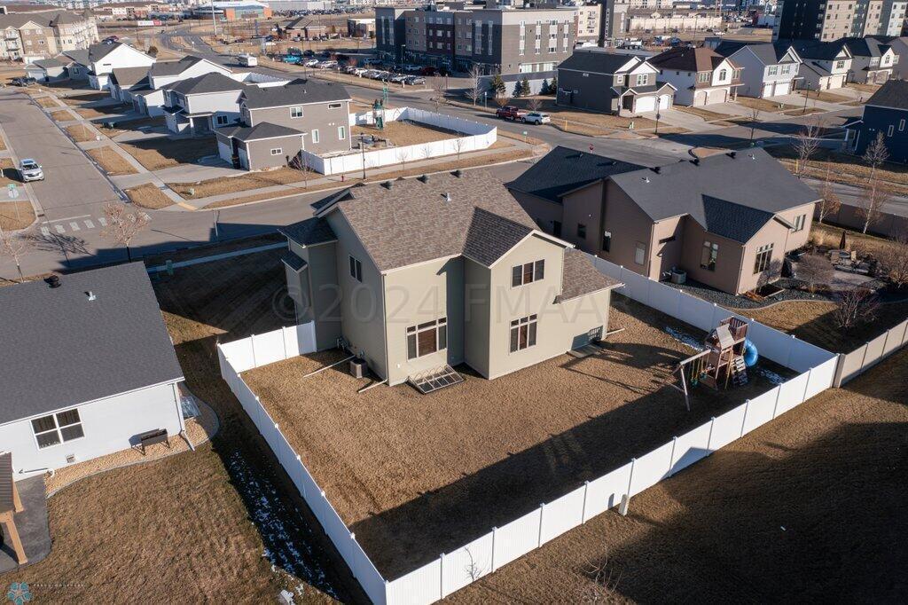 Large fully fenced yard