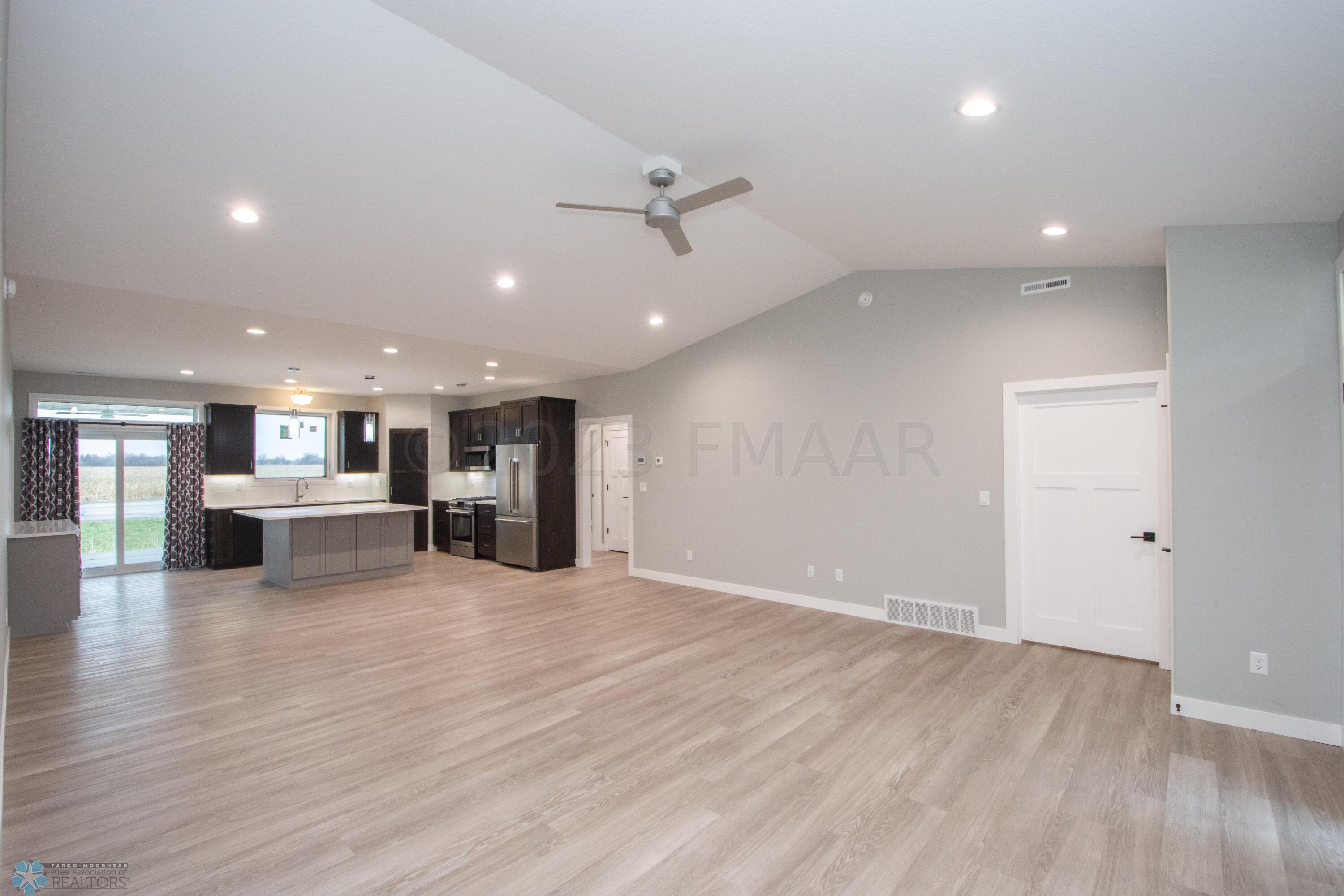 Open Layout