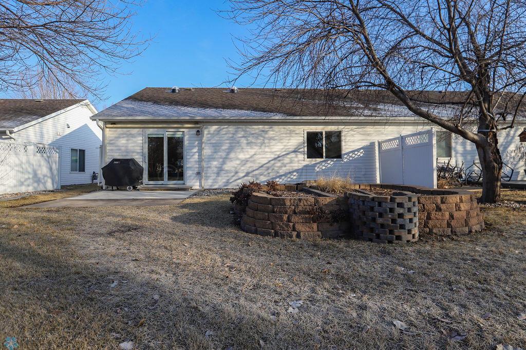 1335 St Circle S, Moorhead