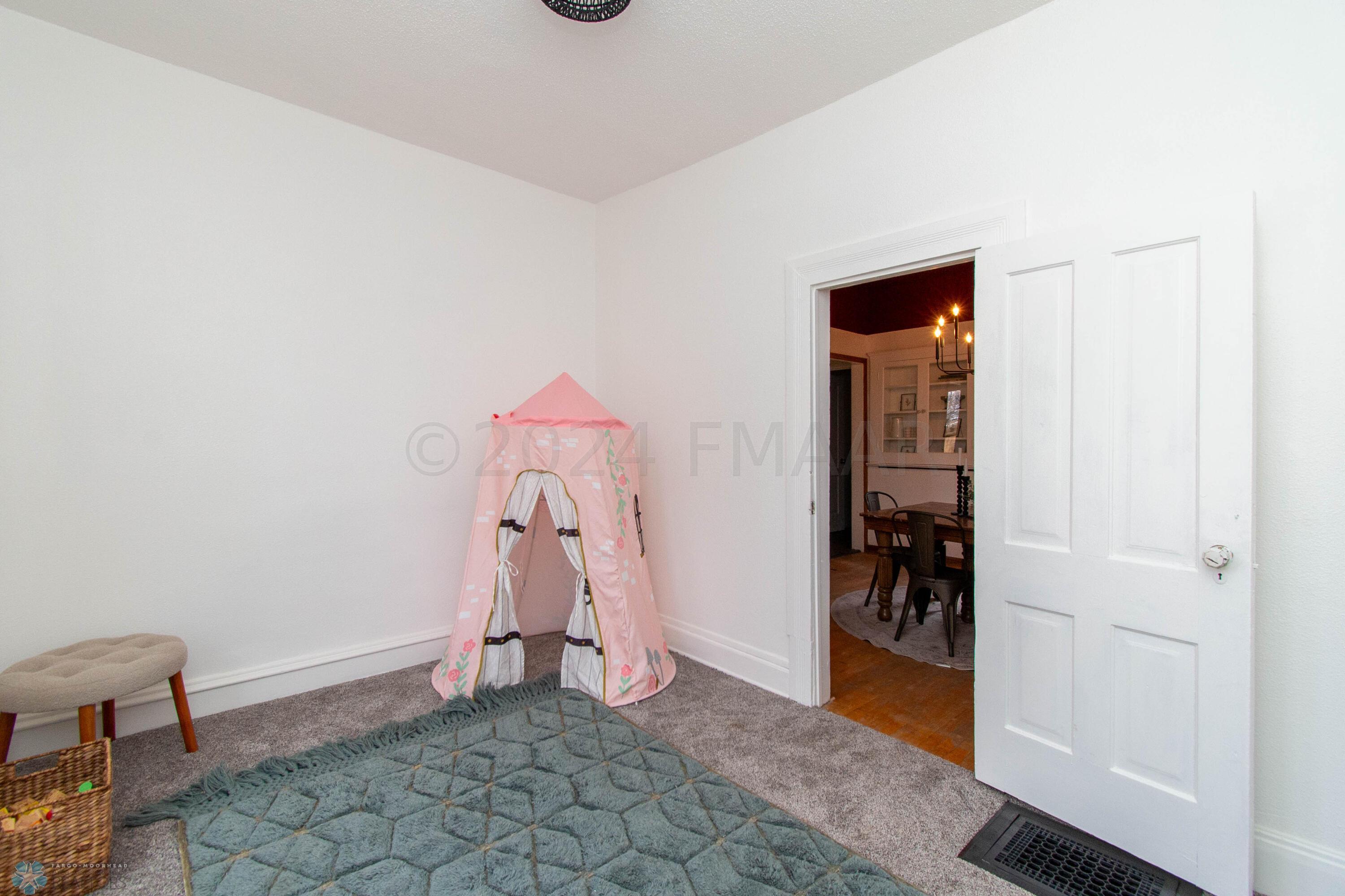 Flex Room/Office