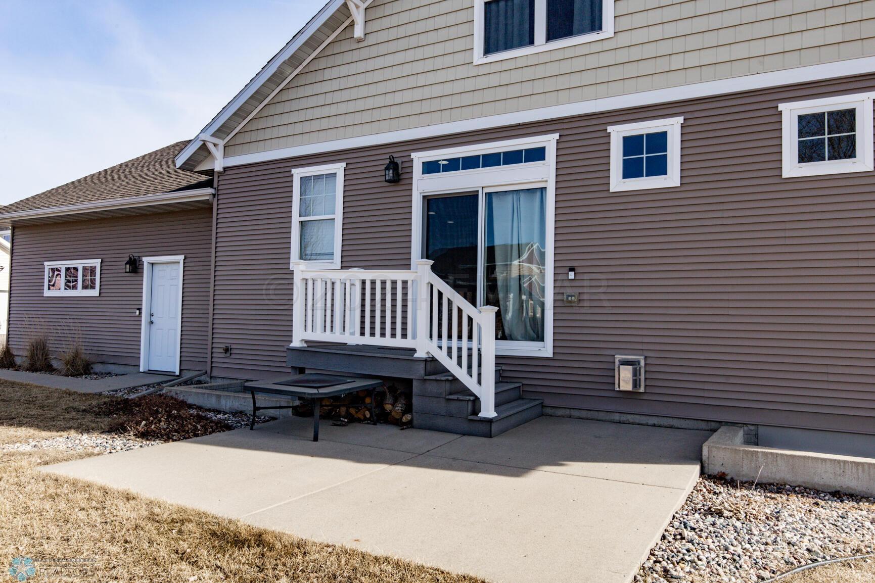 Patio4993-57