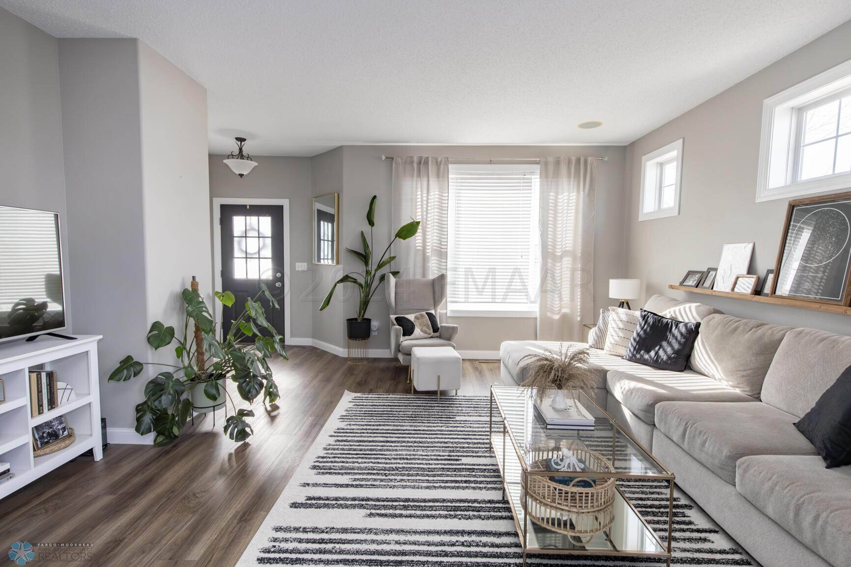 LivingRoom4993-14