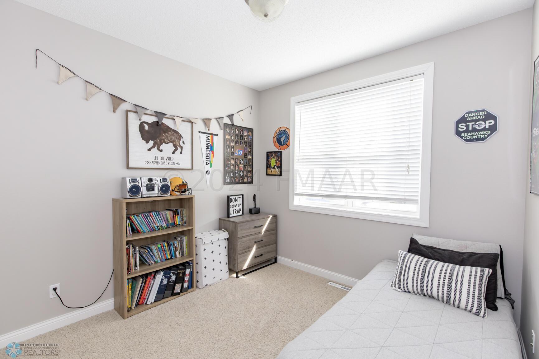 Bedroom1-MainFloor4993-1