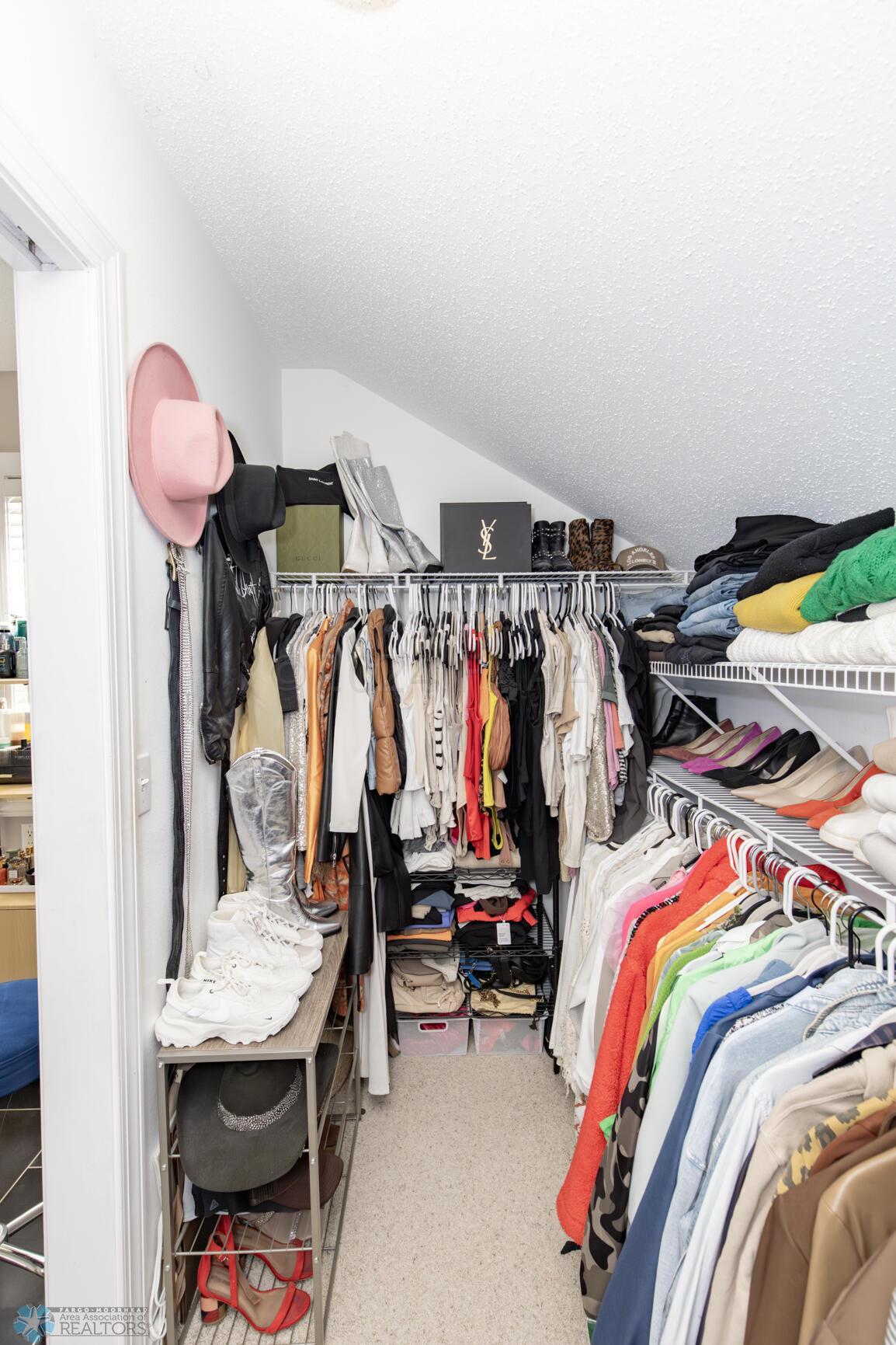 PrimaryCloset