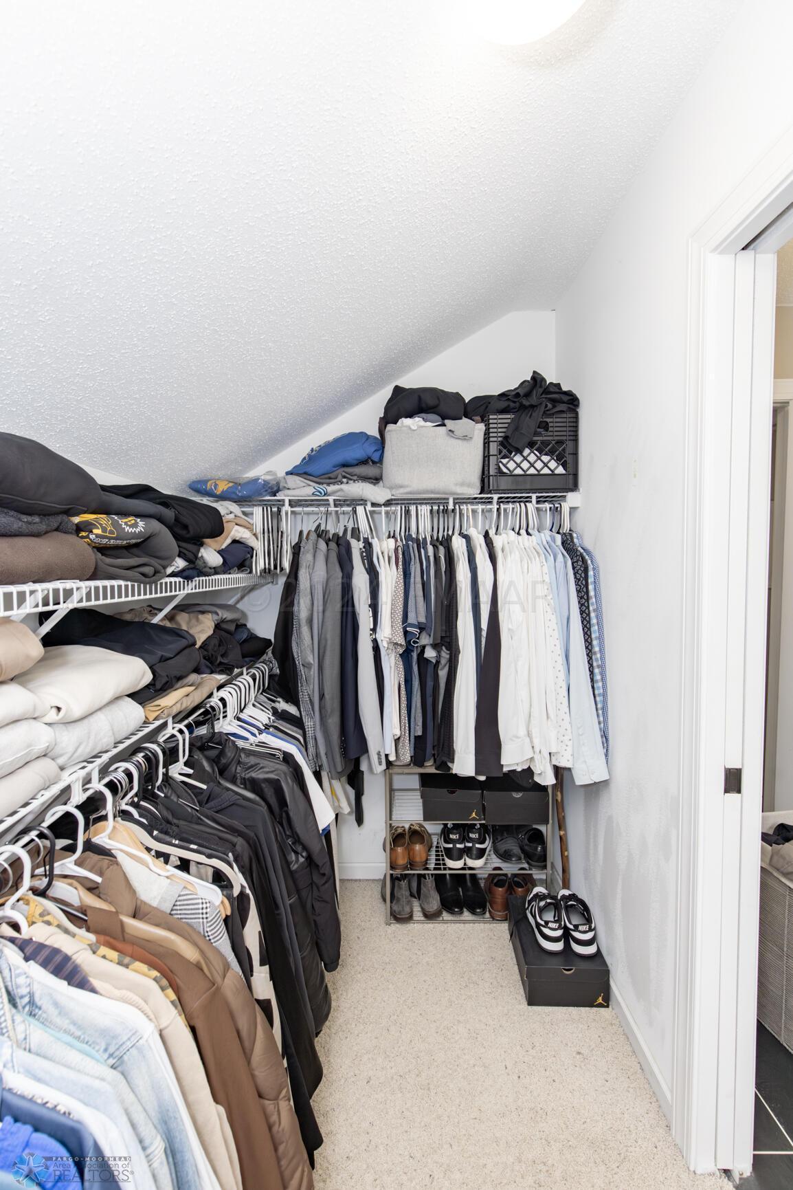 PrimaryCloset