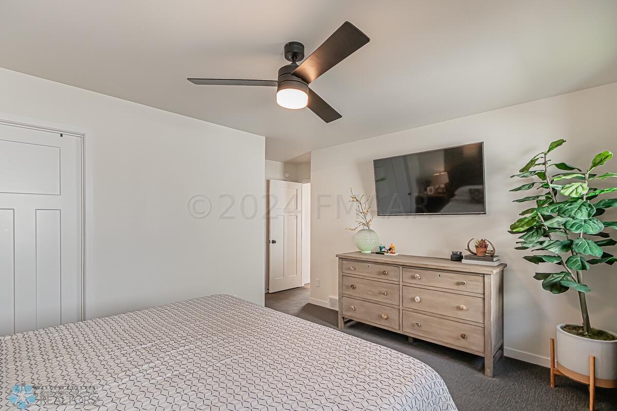 master_bedroom_2