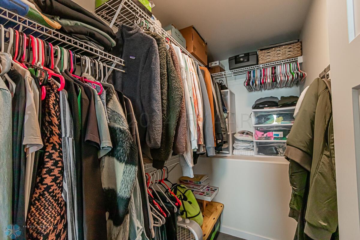 Master_Closet_1