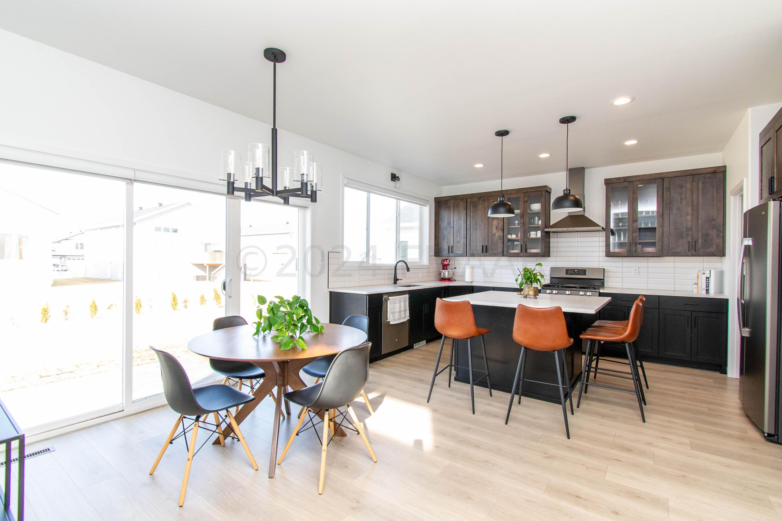 Kitchen/Dining