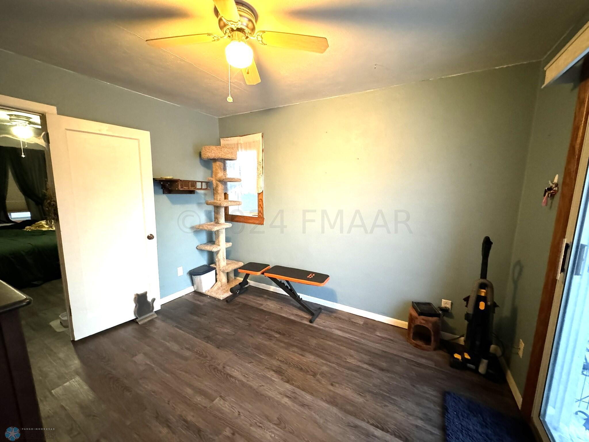 Flex Room