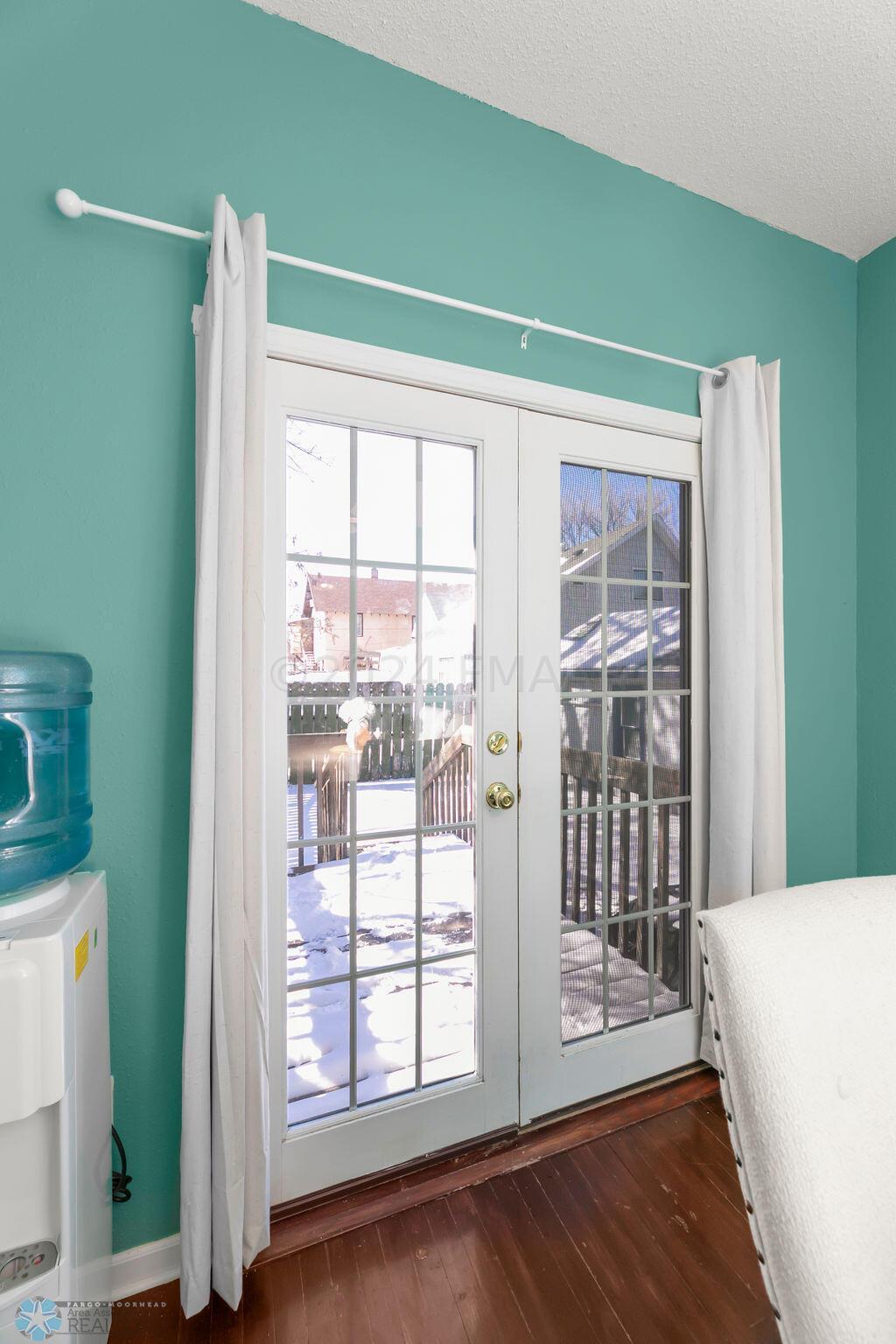 Patio Door to Deck