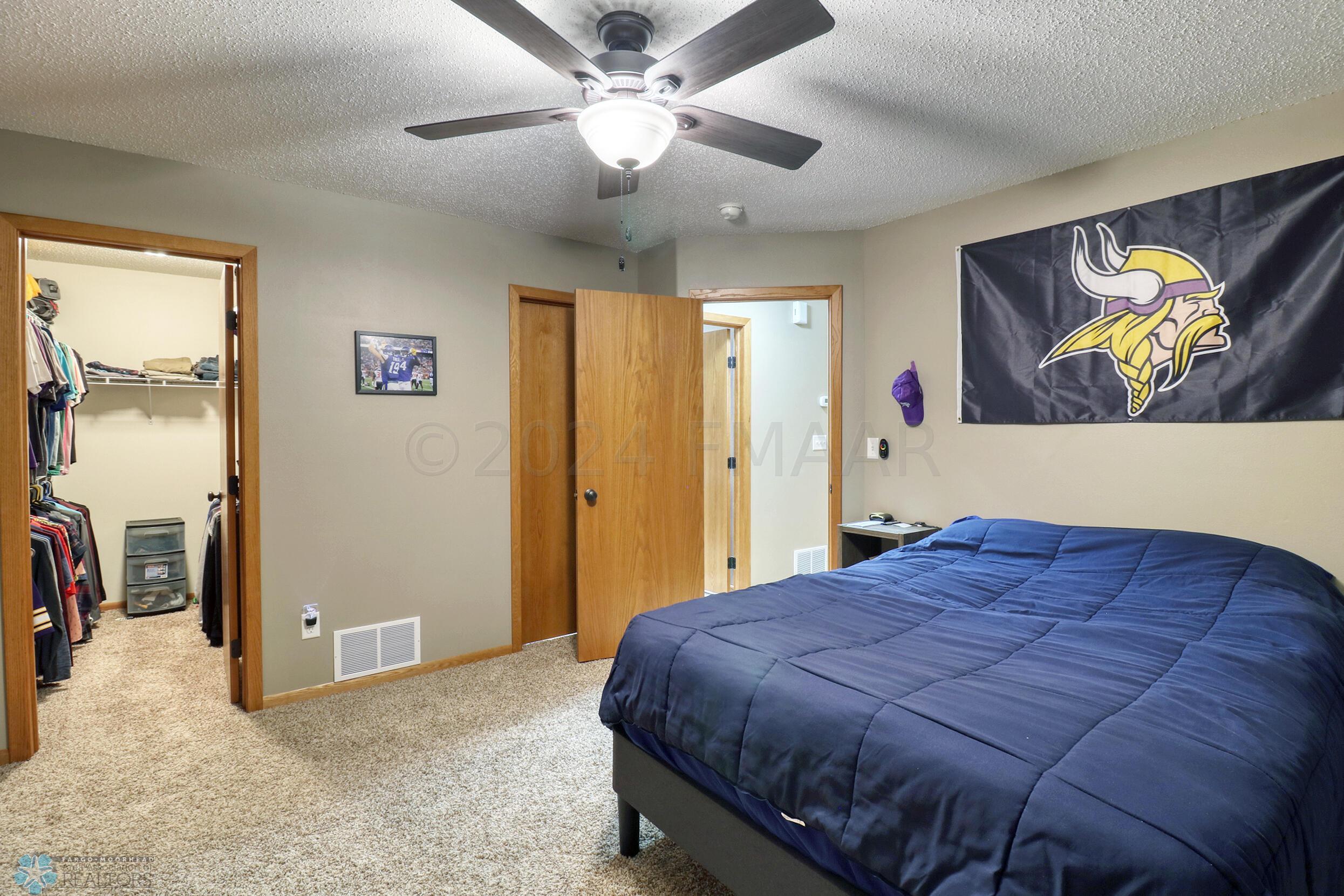 Bedroom1_2