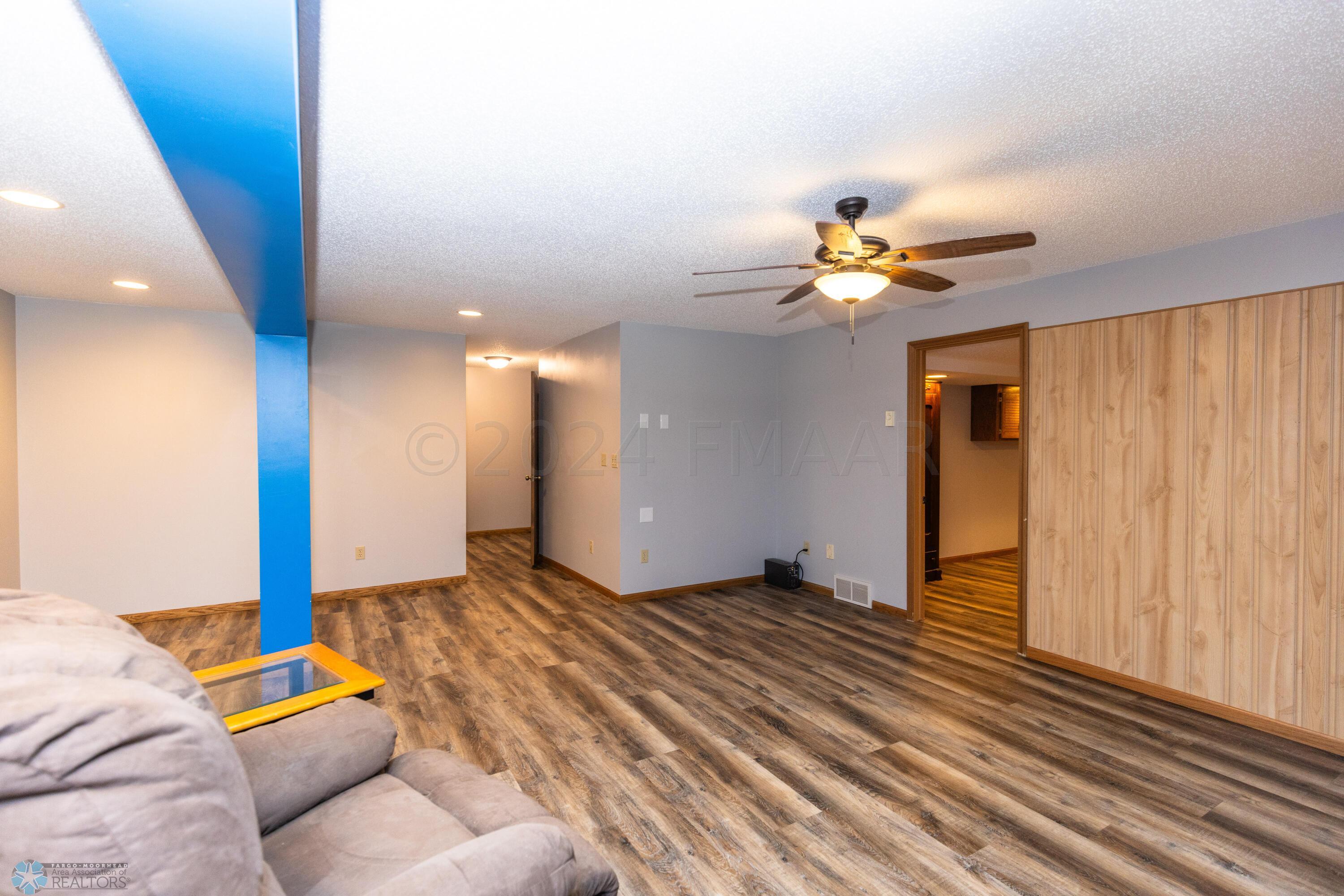 LOWER FAMILY ROOOM