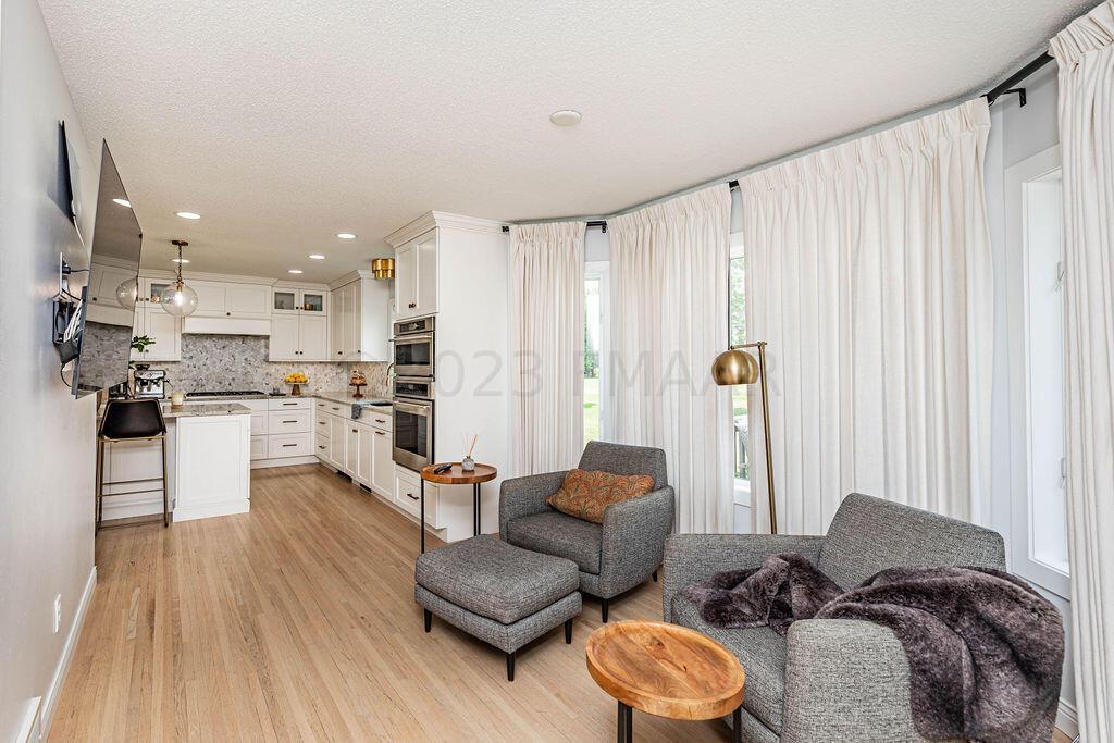 2670Meadow(10of66)