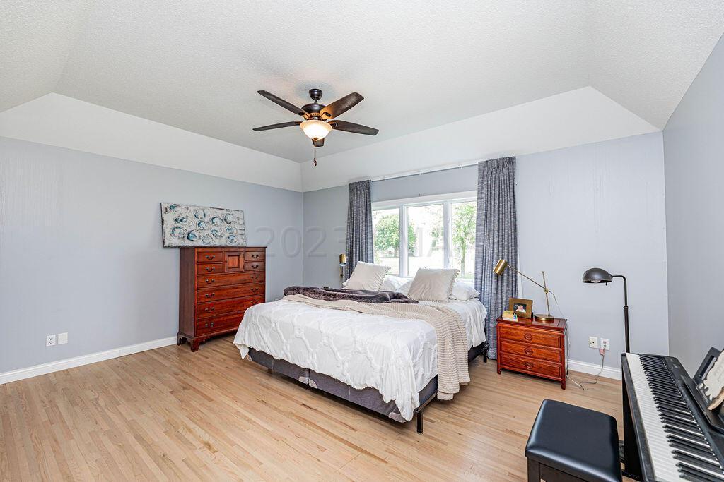 2670Meadow(22of66)