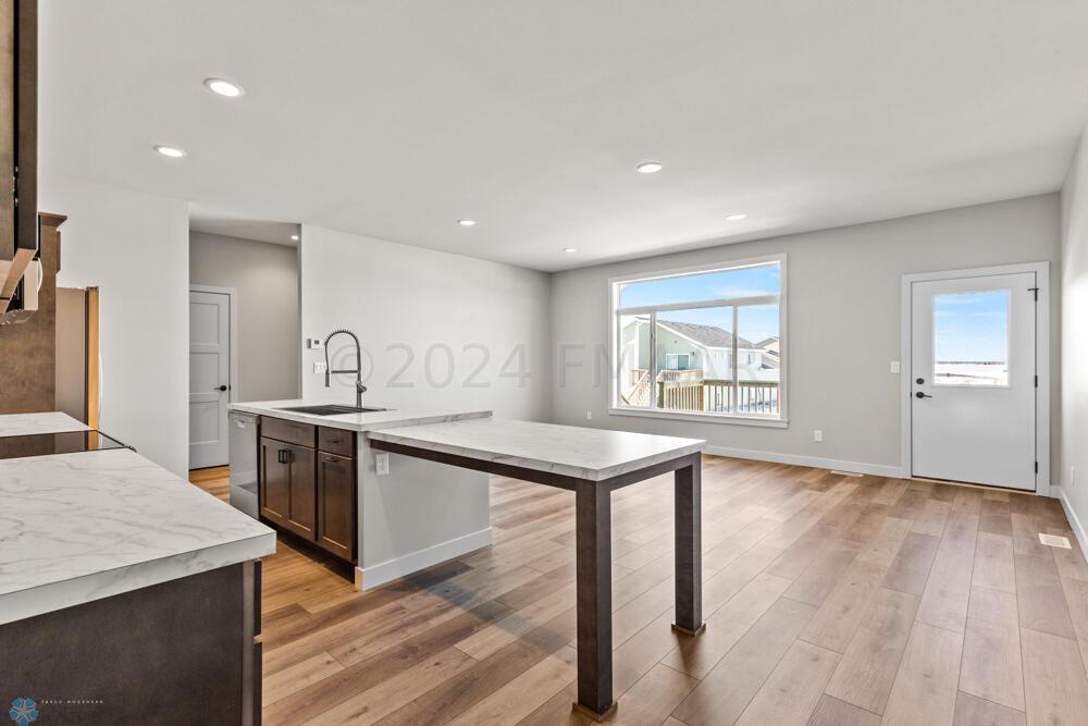 Kitchen/Dining