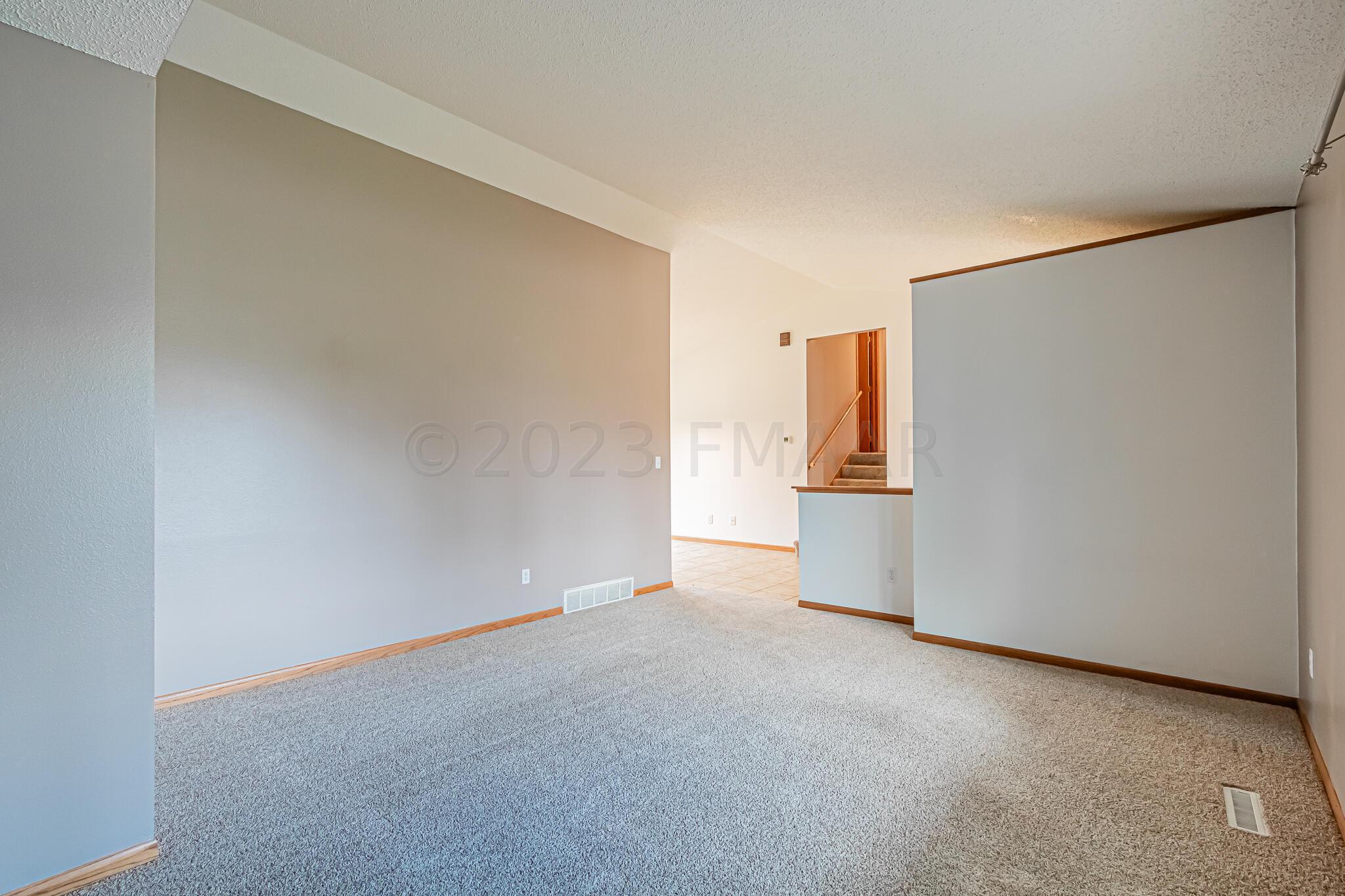 208 Main St, Harwood, ND-09