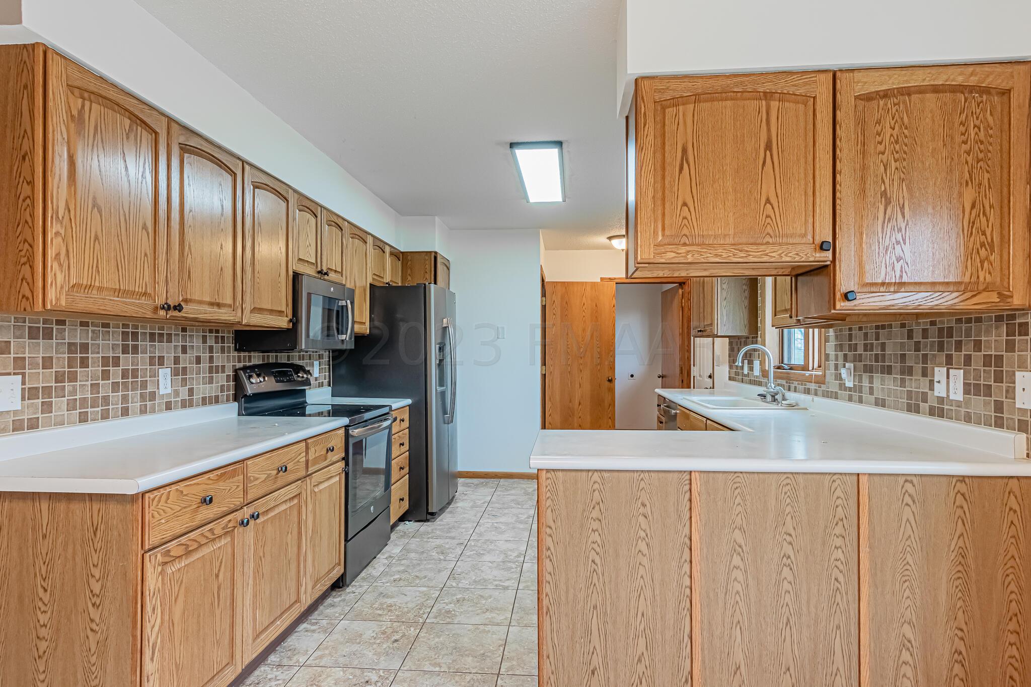 208 Main St, Harwood, ND-11
