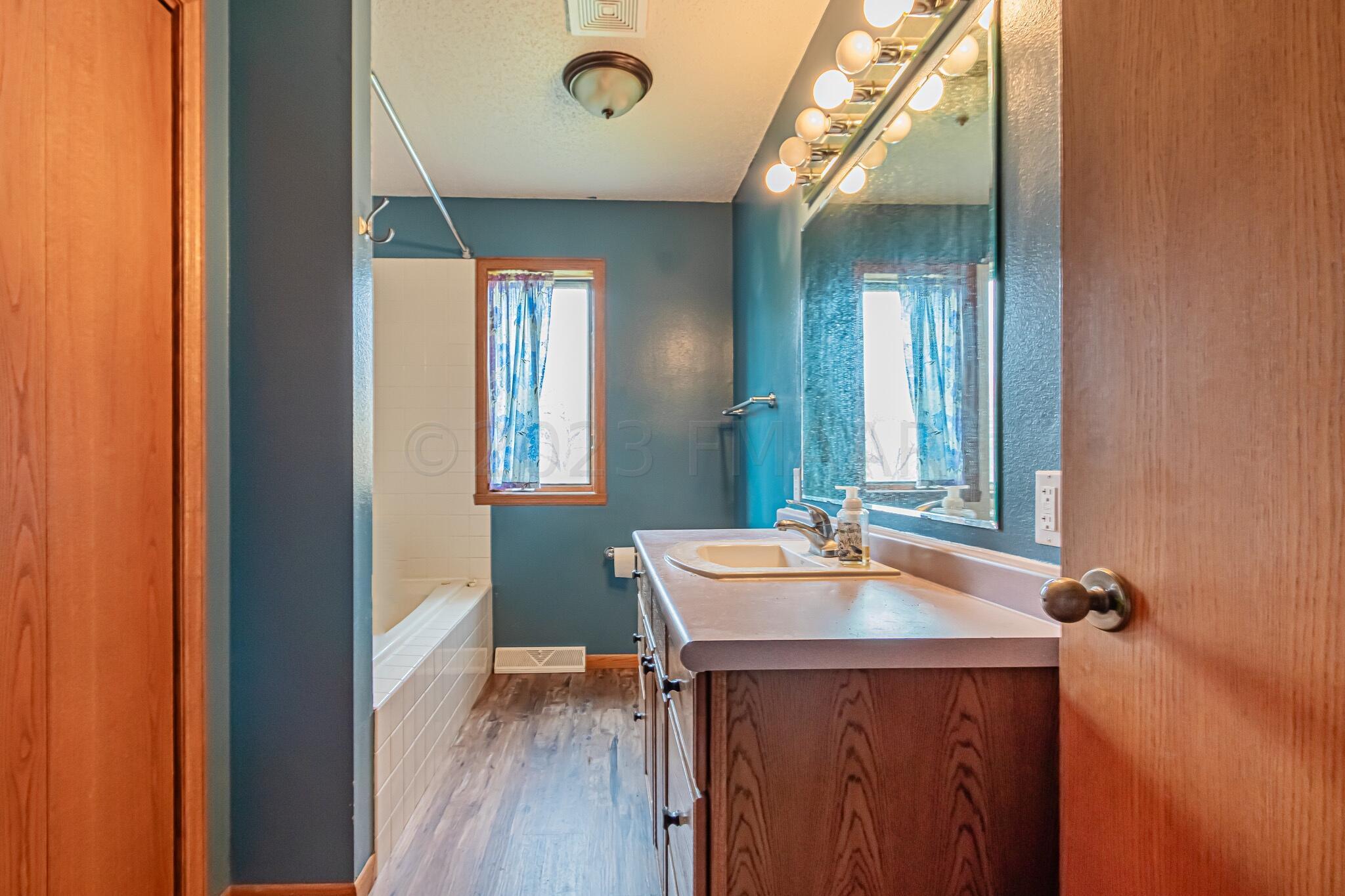 208 Main St, Harwood, ND-58