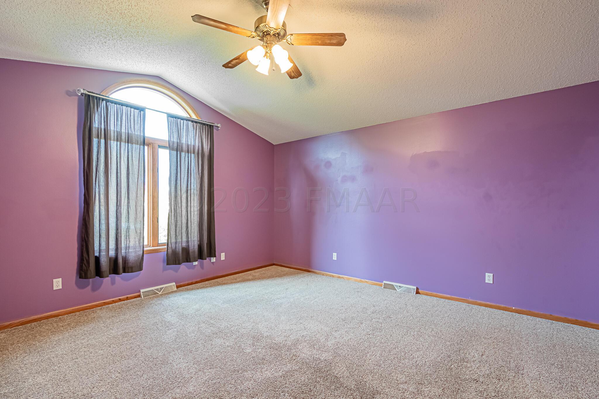 208 Main St, Harwood, ND-27