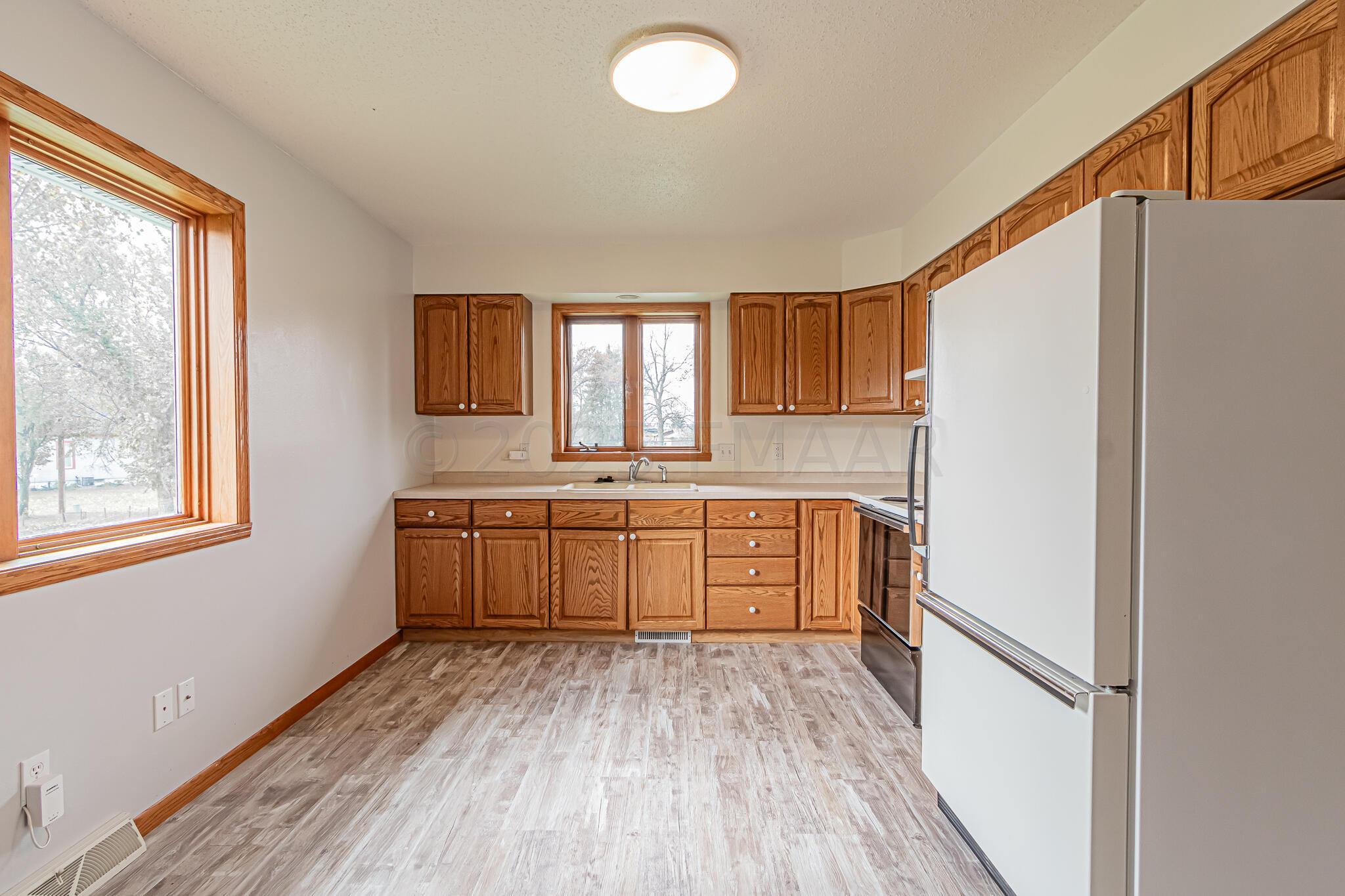 208 Main St, Harwood, ND-17