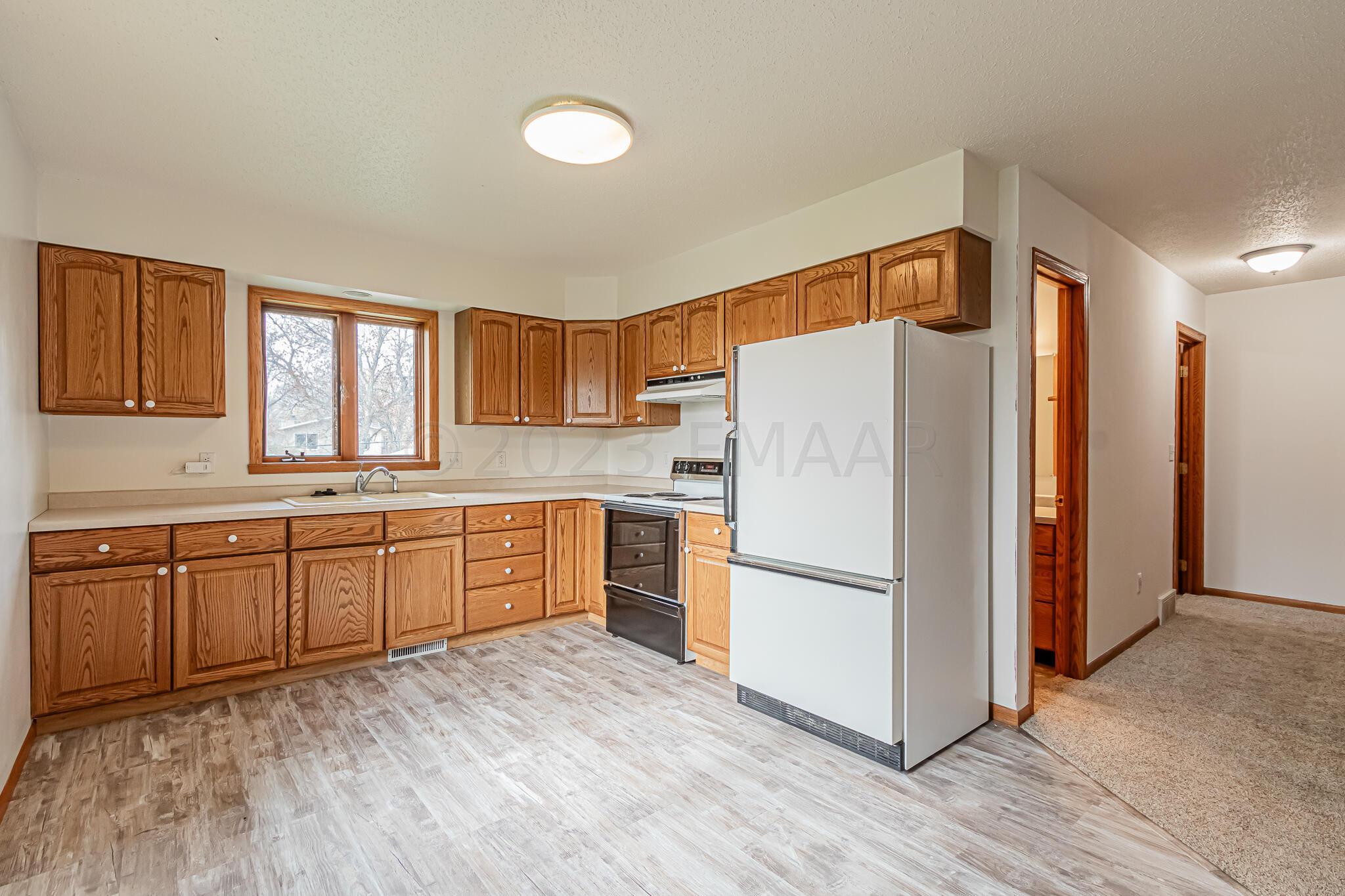 208 Main St, Harwood, ND-18