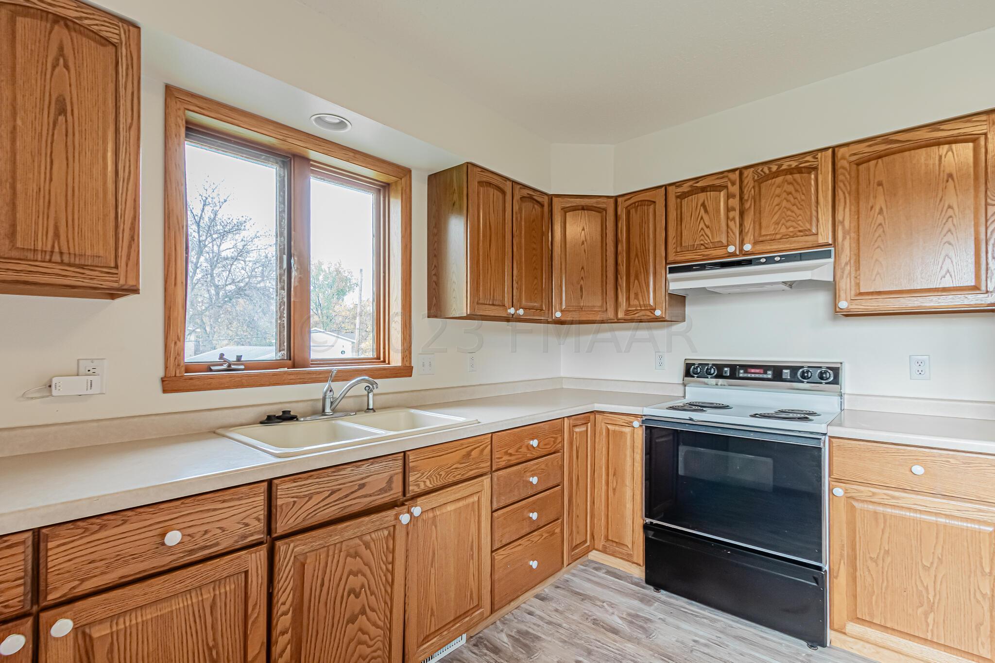 208 Main St, Harwood, ND-19