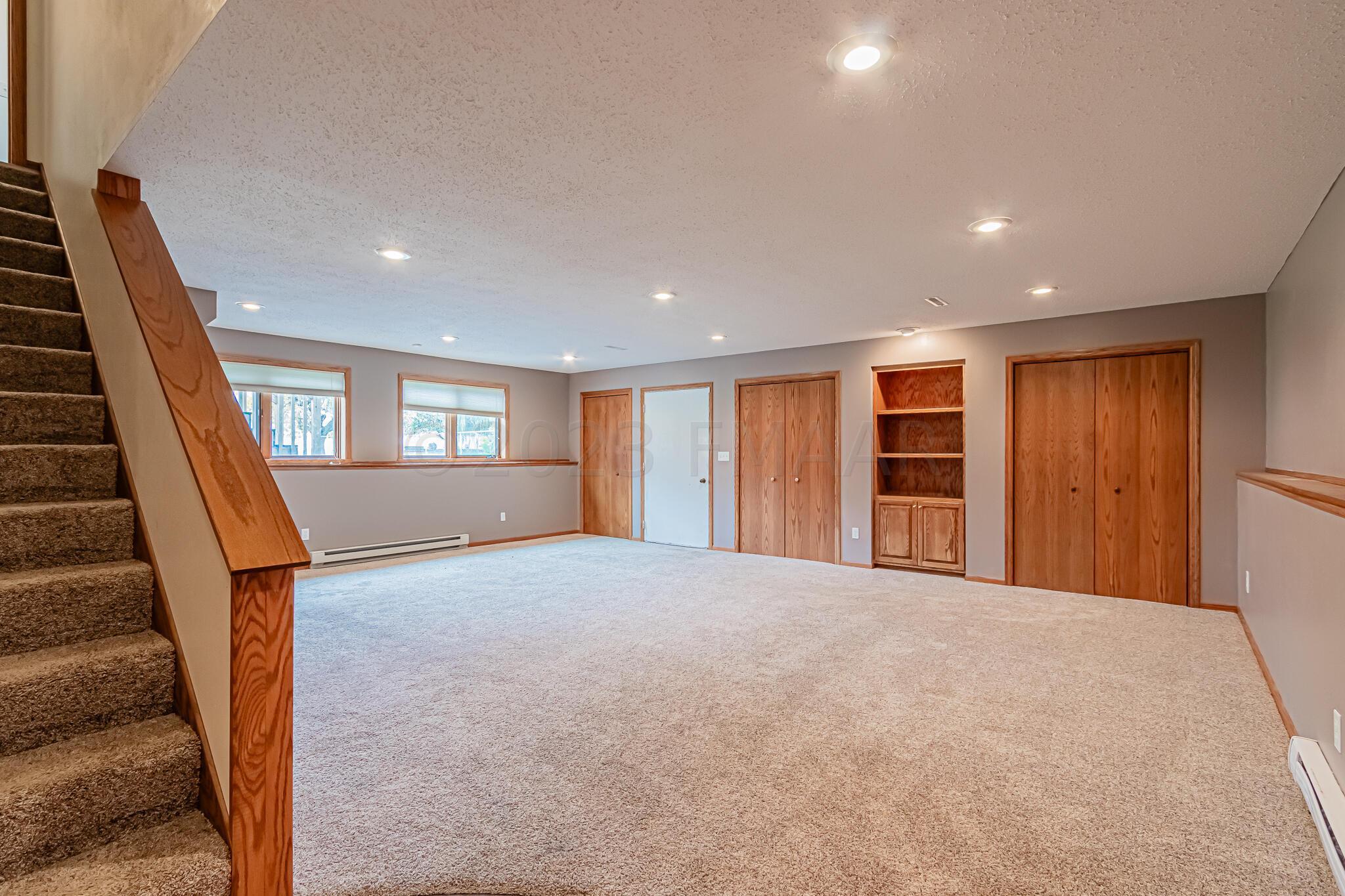 208 Main St, Harwood, ND-35
