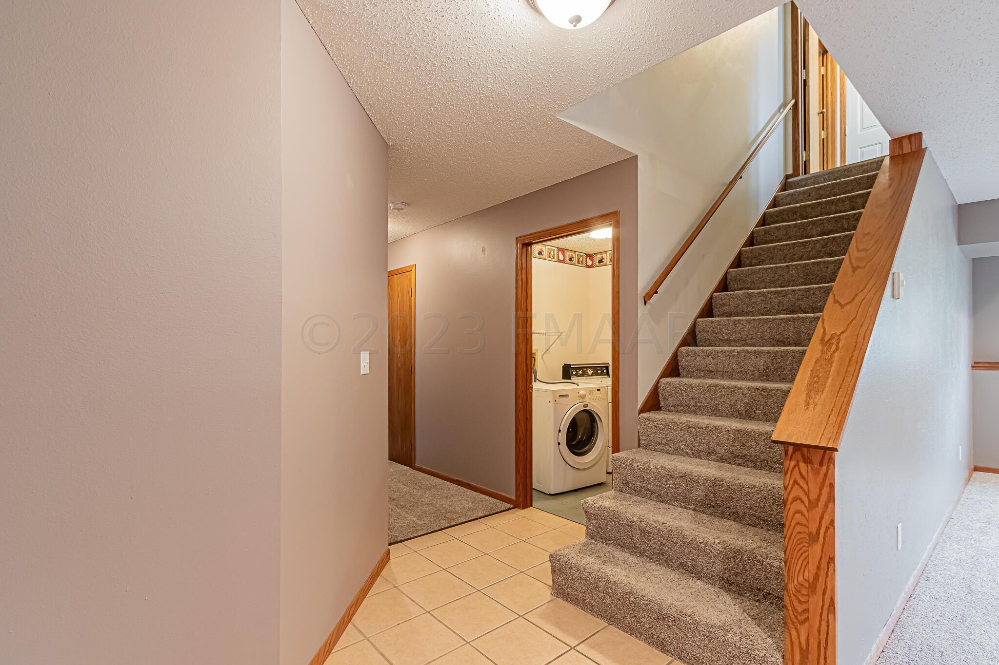 208 Main St, Harwood, ND-38