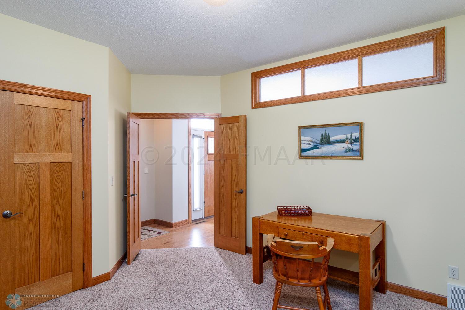 Bedroom/Office
